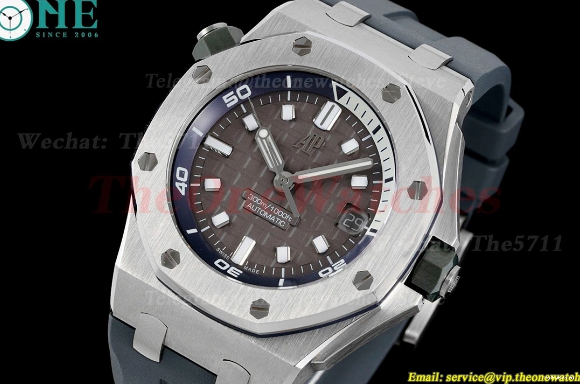 Oak 15720 A4308 Grey APF Stk Offshore Diver Royal SS RU 42mm 0224